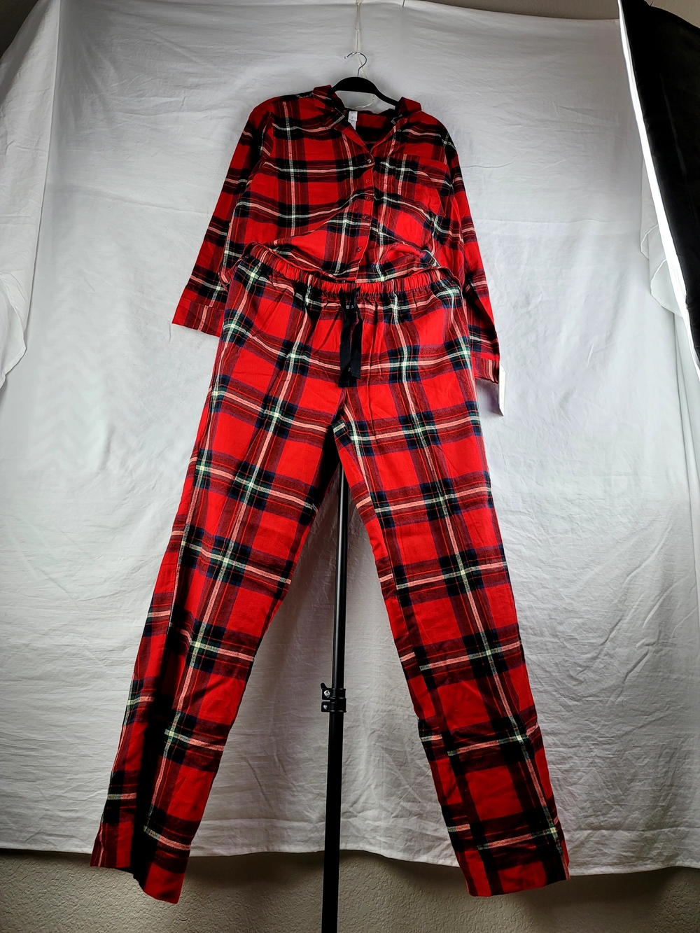 NWT Stars Above Perfectly Cozy Flannel PJ Set Red Tartan Lurex Plaid Medium M
